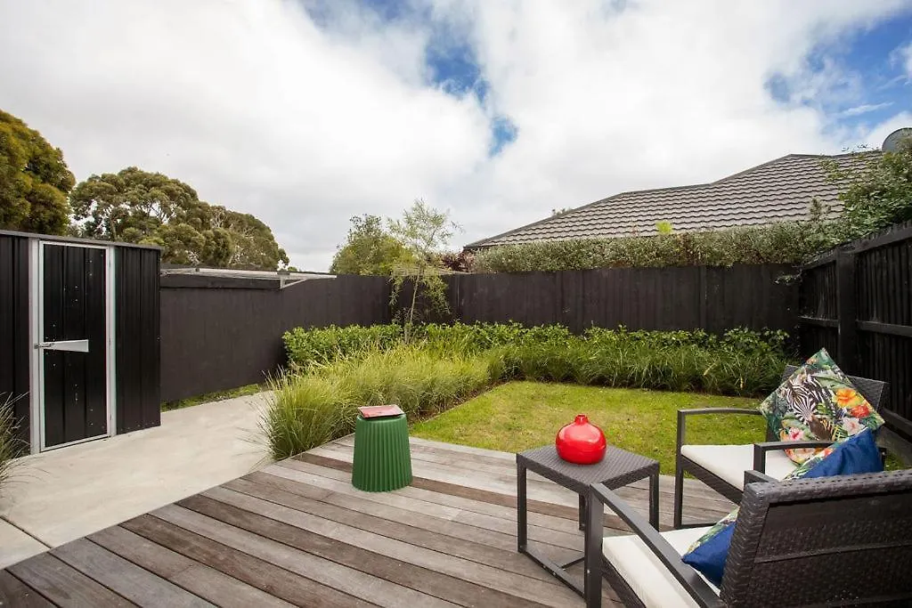 Immaculate Presentation, Carpark Apartment Christchurch 0*,